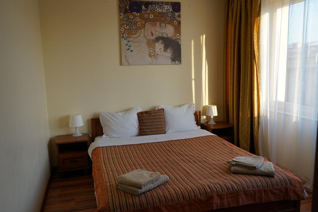 Agentia H Accommodation Bukarest Exterior foto