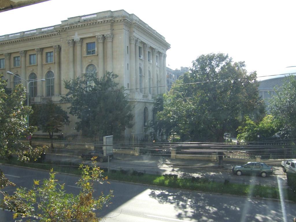 Agentia H Accommodation Bukarest Exterior foto