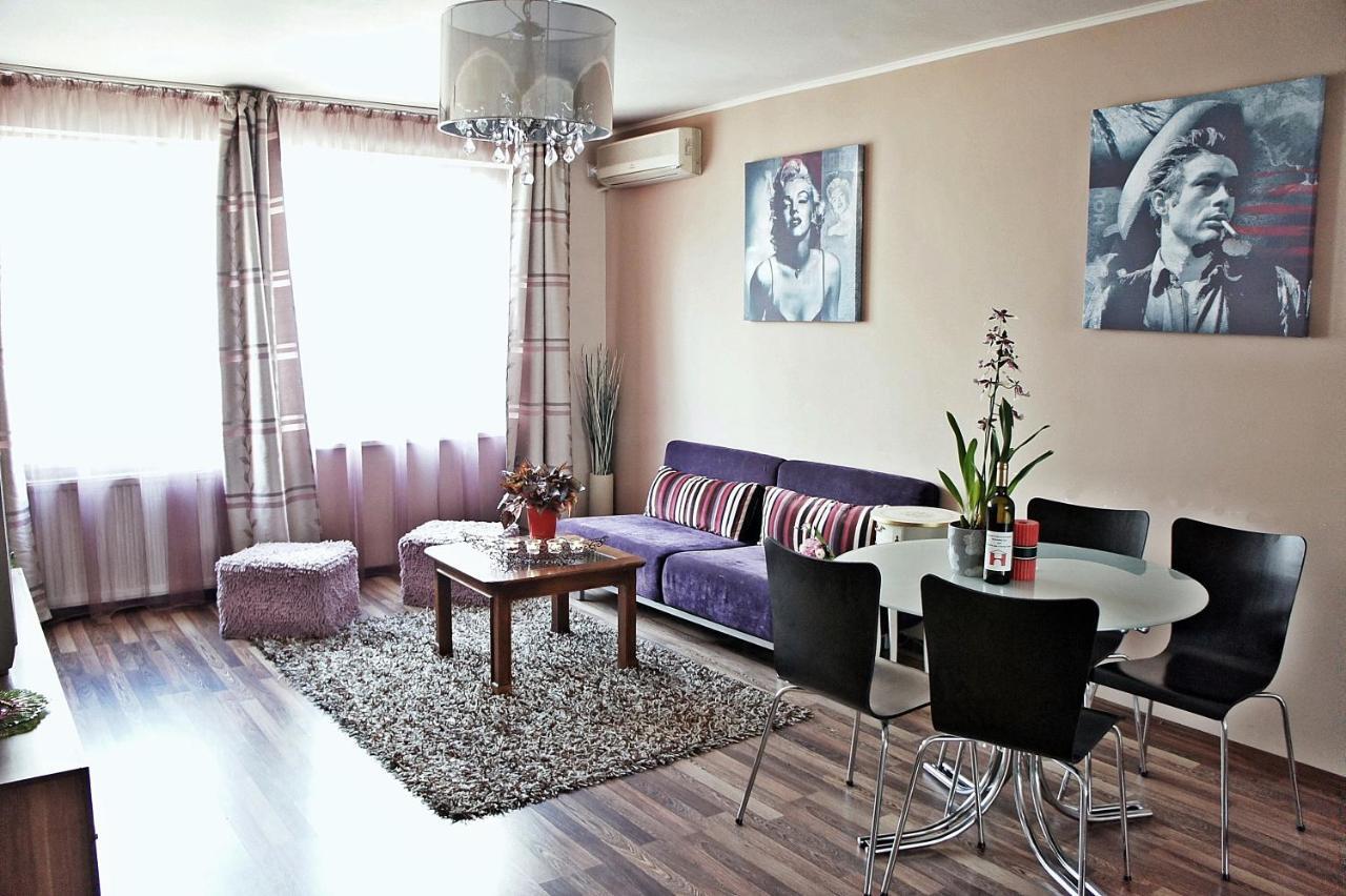 Agentia H Accommodation Bukarest Exterior foto